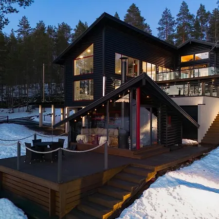 Luxury Lakefront By Hilla *